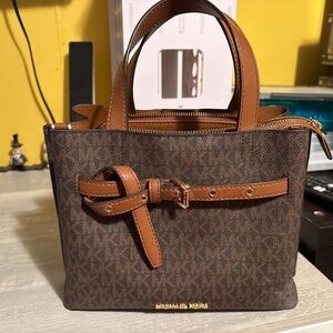 Michael Kors Hangbag